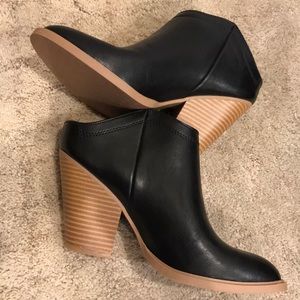 Black Heeled Mules